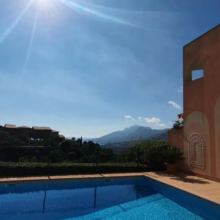 Architect's With Pool, Sea View And Ac Appartement