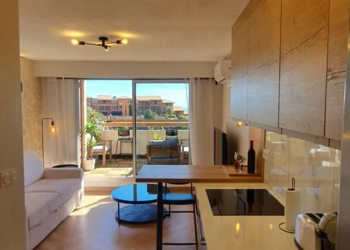 Appartement Architect's With Pool, Sea View And Ac
