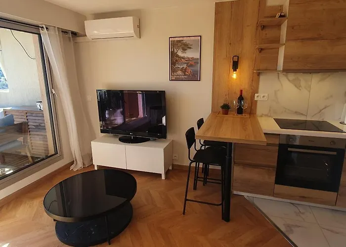 Architect's With Pool, Sea View And Ac Théoule-sur-Mer